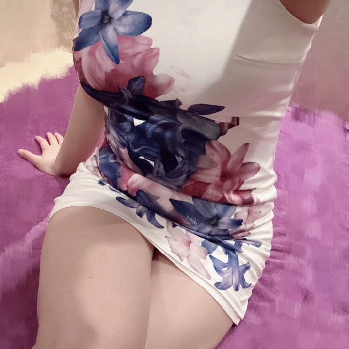こんばんは🌙*.｡華金ですね🌸

お仕事でお疲れのお兄様や飲み会終わりの
お兄様方、癒されに来ませんか〜？

まだまだお誘いお待ちしてます☺️