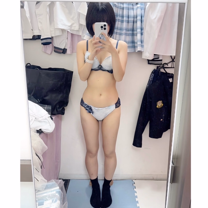 ずーっとしたかったことできたり⭐️
食べたかったもの食べれたり🍙
自分のやりたい！が叶ったときって
とってもスッキリした気持ちになりますよね💕︎

やっとできた！！！っていう気持ちが多いほどできた時の嬉しさが大きくなるんだよね❣️🐱

スッキリするって人間にとってとても大切なことなのかも͈ᴗ̀ ̫ᴗ́ ͈✨️

ムラムラもスッキリした方が良いよね👌🏻💗？？
お兄さんのムラムラスッキリさせちゃう🔞
りりなとお兄さんで
思い出に残るような時間つくろ📷💭💓