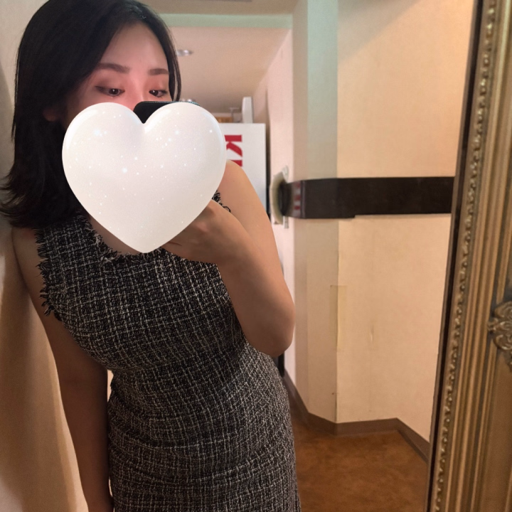 たーいきんっ🌸

今日はツイードのドレスでした❤︎
明日は何着ようかなぁ☺️☺️