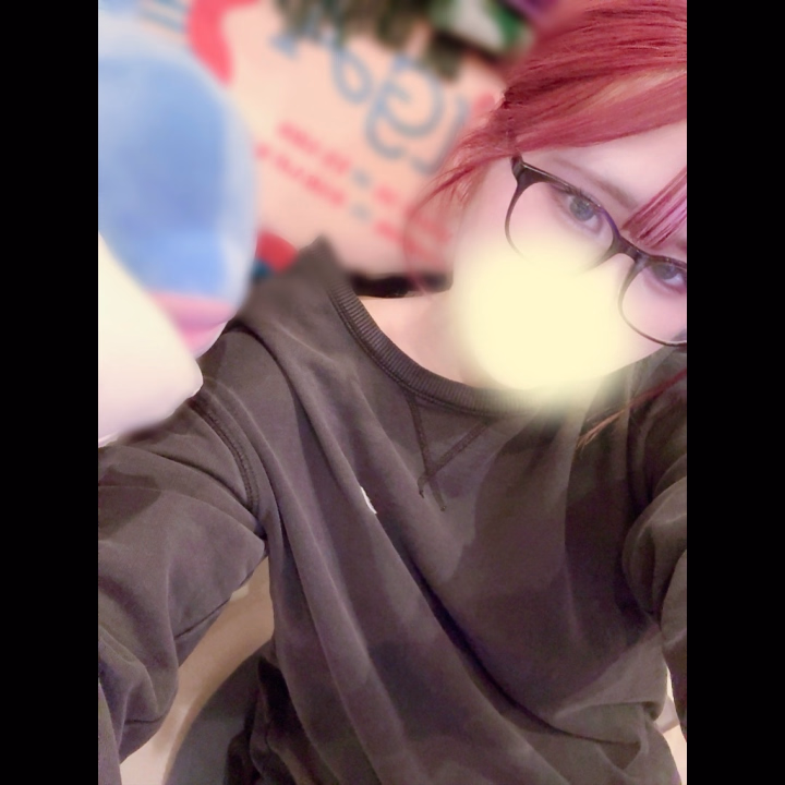 お久しぶりです☺️☺️  れいんです 🌧 ☂️


元気でしたか？？ れいんは体調崩したりしてました笑笑

今は元気です笑笑

休んでる間はテレビ見たりぼーっとしたりしてたよー😊

お兄さん達のお休みの時の過ごし方もまた教えて欲しいなっ！

9-19で出勤してるのでお時間合うお兄様いたら会いたいなっ♡


待ってるよん✌️