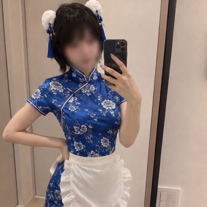 もうすぐハロウィン🎃💙
この前、友達とお買い物してコスプレ服選んできたよ☺️
春麗っぽいチャイナ服にしてみたんだけど、どうかな?笑
ねう