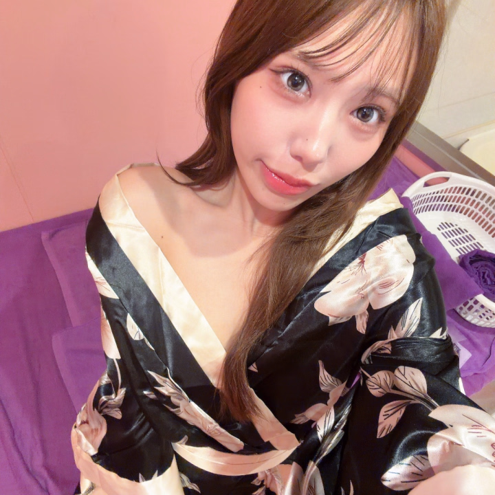 75分間ありがとうございました!!🥰🥰💕
初めましての方でしたが、
パネル指名もしてくださって
ありがとうございます!!😭🩷ྀི🩷ྀི
お兄さんはとってもHだし、
アソコもとっても元気で
75分で3回戦もできちゃいました!!😳😳
すごい!!!❤️❤️❤️❤️
楽しくてあっという間の時間でした!🥹🩷ྀི
またお待ちしておりますっ🙌🏻❤️