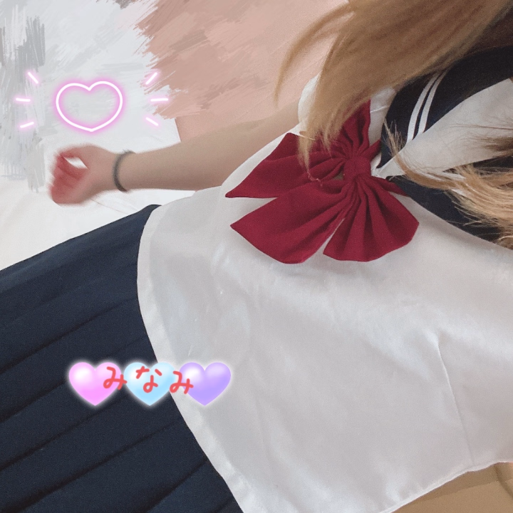 お外あったかーい☀️



昨日一昨日と、２日連続でお誘いしてくださったお兄さんありがと〜(⸝⸝ᐡ. ̫ .ᐡ⸝⸝)🧡
とってもとっても、うれしかった🥹
やっぱ今思い出しても
有名な水族館と牧場の訳し方に
笑ってしまう- ̗̀ ( ˶'ᵕ'˶) ̖́-楽しかったな〜🤭お兄さんが行き方教えてくれたから、行けるような気がしてきた！( ⸝⸝•ᴗ•⸝⸝ ) 
みなみセーラー服、
似合ってたでしょ？(̨̡ ⸝⸝.ˬ.⸝⸝ )̧̢♡




お誘いくださったお兄さんありがと🧡





G Wもそろそろ終わりだね！
旅行してたお兄さんは
気をつけて帰ってね🚗³₃✨
