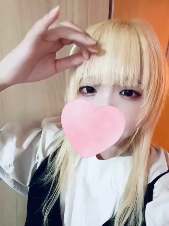 前髪若干切った🍙