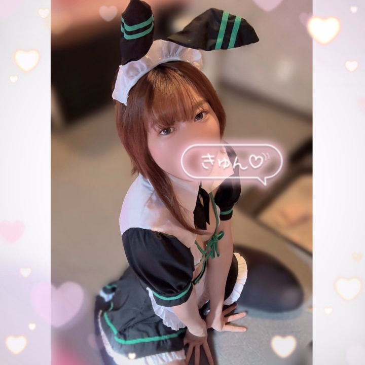 こんにちは、えなつです🧩

スタートからのんすとっぷでお誘いありがとうございました〜っ❗️💫

仲良しさまがたっぷり会いに来てくれて、たくさんらぶを感じたよう🥹💗

コスプレ着せてくれたり、
コースアップしてくれたり、
長い時間一緒にいれたり…
本当にありがとう〜〜〜っ❣️

このあとも21時までいるよ🎶
まだまだお誘い待ってるよ🛁🫧

♡

今日のお写真は『メイドバニー』🐰🎀

このコスプレ、本当にだいすき🥹💕

一見露出は控えめに見えるんだけど、
お尻もお胸もセクシーなところはぜんぶ出てて、優秀なデザインなんだよねえ💭

しかもメイドさんのふりふりまで付いててかわいい❗️
かわいいとセクシーの良いとこ取りみたいなコス💭

コスプレ好きなら外せない1着ですね(◎─◎ゞ)✨

♡

残りのお時間もよろしくお願いします🤝💫

えなつ🧩