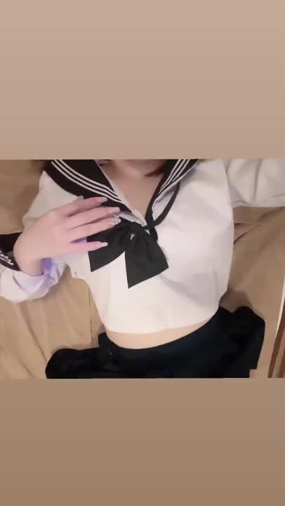 押し倒されて///
