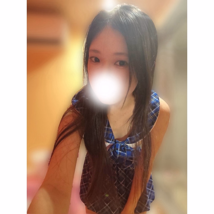おはよ🌞なる26日出勤します！！

最短の🈳14時15分〜です🙌🏻

今日もよろしくお願いします😊