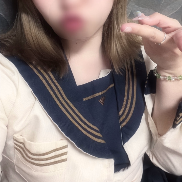 12:00に予約してくれたお兄様‼️
初🛀やさんで緊張してた😂
お兄とイチャイチャしてチ〇ビいじいじしてたらピクピクしてた…///
次は🍼絞り取らせてね🥲
また待ってます☺️