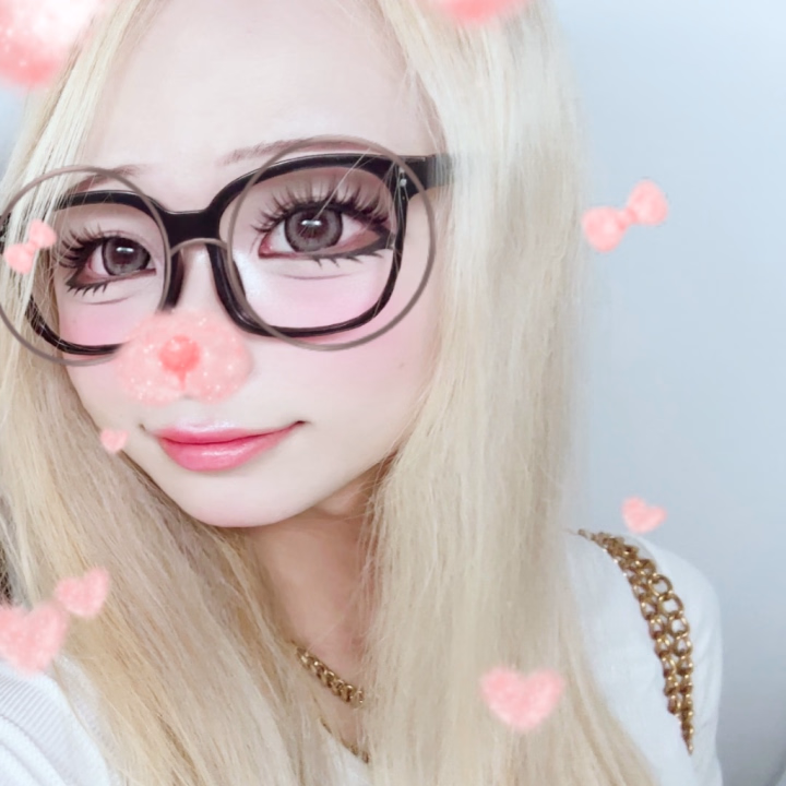 ♡お兄さん方おはようございます~♡

来週沢山おやすみ頂いちゃうので寂しくなっちゃうな😭😭

その代わり今週たくさん出勤してるのでぜひぜひお兄さんの空いている時に

会いに来て欲しい🥺💦

寂しくならないようにいっぱい会いたい🥰🤍

本日13.30~2.00ラストまで出勤です✨

今日もお兄さん方に会えるの楽しみにお待ちしてます♡