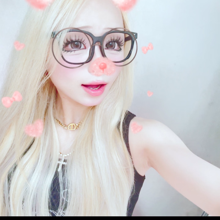 ♡お兄さん方こんばんわ~♡

本日この後20.15~2.00ラストまで🈳あります🫶🏻🤍

さいきんむらむらとまんないからお兄さん達沢山会いに来てください🥺♡

うちのえっちな気分お兄さん達で発散させて?♡
