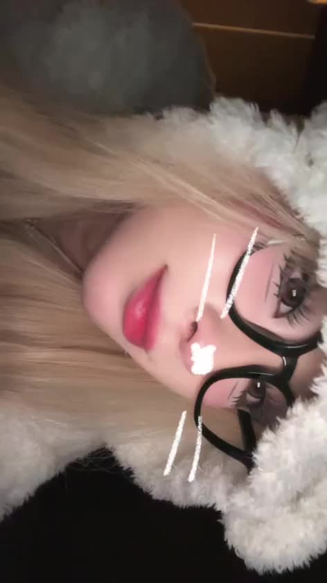 ♡お兄さん方おはようございます♡

本日12.00~2.00ラストまで出勤中です~✨🤍

すごくエッチな気分でムラムラしちょるから

お兄さん方とたくさんイチャイチャしたい🥵💦

仕事始まって疲れてるおにいさんも癒されたいお兄さんも

一緒にくっついたりいちゃいちゃして楽しい時間作ろうね~♡

今日もお兄さん方に会えるの楽しみに待ってます~❕