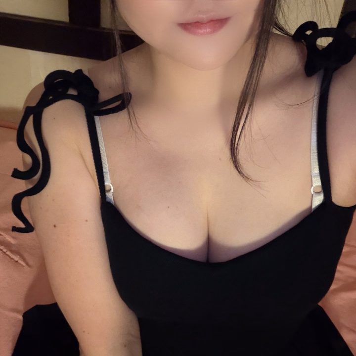 おはようございます！
今日も元気に出勤してます💓
よろしくお願いします🙇‍♀️