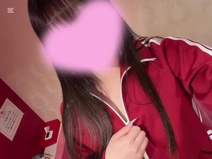 ヒメチャンネル限定動画🎥
ちらっ💓むにゅ💓


今日も外すっごく寒いですね🥶
現在の気温3度！！！


寒さに負けず20時からお店出勤します🥰

こんなに寒くても始まっちゃうと汗かいちゃう💦💓

一緒にあったまりませんか？💓


みなさんは何度ぐらいから寒いって感じますか？