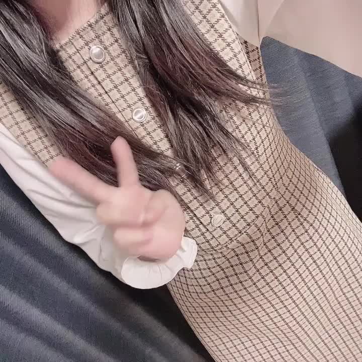 こんばんは、しおりです◎

本日もありがとうございました🥲💝

また明日もたくさん可愛がっていただけると嬉しいです🐶🎶

それではおやすみなさい、いい夢見てね😴