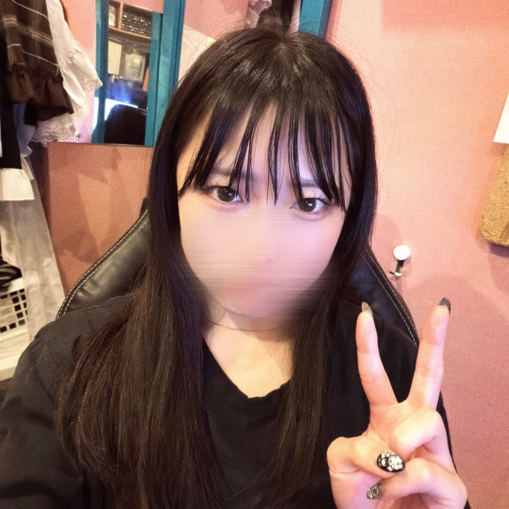 おはよん
にこるんです✌️

今日急遽朝からいるんだー！
朝9時前からお腹すいてるから焼きそば食べよ！って思って作ったけど重くて食べきれない😇お兄さん手伝って😭

あと日記上げよーって思ってヒメちゃん開いてびっくり仰天したんだけど
私イベント久しぶりに1位にならせてくれてありがとう😭🫶🏻✨
ダントツ1位で本当にびっくりしてる1位になれるとこれっぽっちも思ってなかった🥺

応援してくださるお兄さんにはほんといつも感謝ですありがとうね🥹🫰

今日は9時-13時30分でいます！
時間短くなった代わりに来週の木曜日も11時-17時で出勤増やしてもらったので良かったら遊びに来てね🫶🏻
今月はあと24日と28日と29日と30日出勤するので良かったお誘い待ってます✊🏻‎