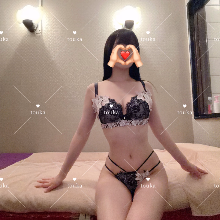 11:30 お礼日記💌

初めまして(⁎ᴗ͈ˬᴗ͈⁎)💕
今日は会いに来てくれてありがとうございました

お風呂屋さんは2回目だったみたいでなんだか私まで緊張しちゃった🛀

お互い緊張してちゃダメだよね〜！笑
私が勇気を出してリードしなきゃだね(๑•̀ㅂ•́)و✧

趣味が筋トレって聞いてカッコイイ〜！って思ったよ💪✨
私もジムに通っているから共通の趣味があってなんだかさらに親近感が湧いちゃいました🥰

筋トレのお話ももっと聞いてみたいな〜🎶

今日は一緒に楽しい時間を過ごせて嬉しかったです♡
また会えたら嬉しいな(,,> <,,)💕
待ってるね〜！！
