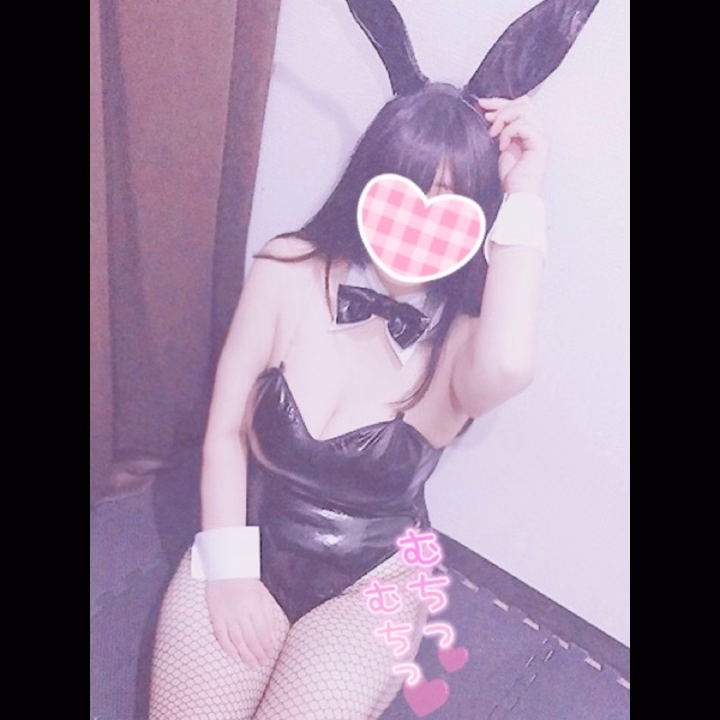 今日の出勤もあと少しになりました！

近くにいるおにいさん
お時間あるおにいさん
ぜひ遊びに来てもらえたら
うれしいです💞

お誘い待ってますᐡ ̳ᴗ ̫ ᴗ ̳ᐡ♡
