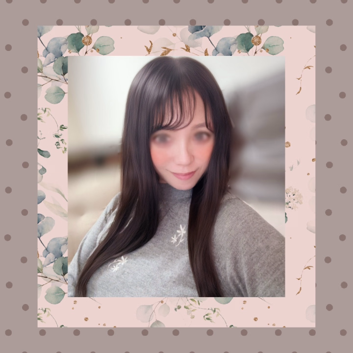 お疲れ様です❣️
お兄さんたちの脱ぎ履きするのを
見て気になっていた
スリップインスニーカー✨
ついに私もデビューしました🎉
コーデュロイ生地の
かわいいやつ🤎
こりゃ、楽チンや♫
もうこれしかムリ。
大ヒットアイテム٩(ˊᗜˋ*)و
明日、今月最後の出勤です🌸
7時から15時です。
燃え尽きる覚悟ですので笑
道連れカモン💋
ぐっない(๑˘ ³˘๑)•*¨*•.¸¸♪︎
たお