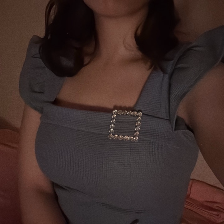 🌸おはようございます🌸
ジャスミンです💐

新しいドレスをお迎えしました👗✨️
お気に入りなので早く見てもらいたいな〜🥰

似合うかどうか、ぜひ会いに来てチェックしてくださいっ🤭💛

本日14:00〜24:00出勤です🌟
お誘いお待ちしてます🫶✨️