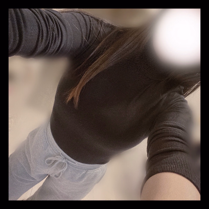 懐かしい写真出てきた⛄️

去年の冬、散歩する前にパシャリ📸

夏苦手だから、
早く冬になってほしい、、、❄️
