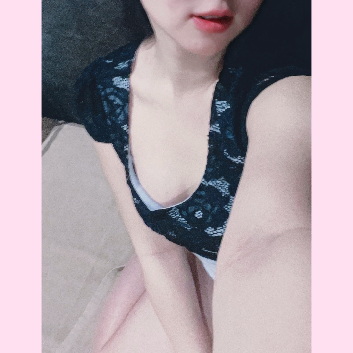 おはようございます、いとはです🙂‍↕️❣️

ハピネス出勤いたしました💫


本日で3月の出勤終了です🌸
今月も可愛いがってくださいましたお兄様方、誠にありがとうございました😊


次回の予定は未定…
ですので、本日ご都合のよろしいお兄様
お問い合わせ心よりお待ち申し上げておりす🙂‍↕️🙂‍↕️


🌟ちょっとしたおしらせ🌟
4月以降、出勤日が少〜し減る予定です🥲くっ




それでは本日もよろしくお願いしますっ🫶