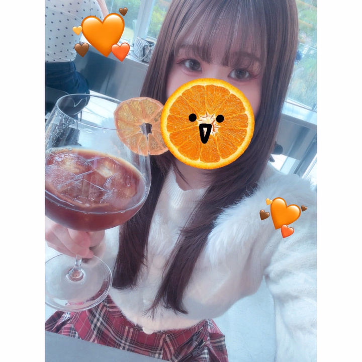 お昼の時間ですね🍴☀️

ちゃんとご飯食べてますか〜？💭
お仕事のお兄さんも、お休みのお兄さんも、無理せず過ごしてくださいね🫶

はるかは午後からも元気いっぱいです😆✨

いっぱいイチャイチャして、楽しい時間にしたいです💕

まったりくっつこ〜🤍