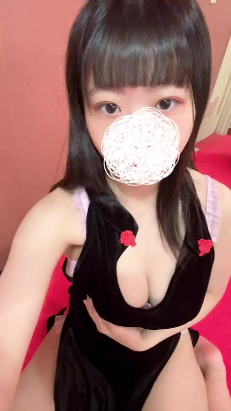 お〇ぱいむにむに🫶🏻🤍

むにむにしてくれるおにいさん募集中です♡

どこにいるのかな➰‪‪