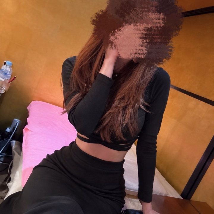 こんばんは！


本日もありがとうございました❣️


今週は木、土曜日と10時から17時まで
出勤いたします☺️

トークからのお問い合わせ大歓迎✨
お待ちしております❤️




🍬琥珀🍬