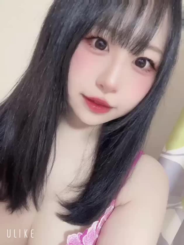 先ほど遊んでくれた
お兄さん、
ありがとうございましたっ🥰

敏感さんなところ
たくさん
ぺろぺろしちゃったり…💕

ななはのことも
たくさん
気持ちよくしてもらっちゃったり… 💕

たくさんイチャイチャできて
最高に幸せだったよぉ🥹💕

癒されたって言ってくれたけど、
私の方こそたくさん癒されました🥰


本日24:00まで出勤してるので、
ぜひぜひ
まだまだご予約、お問い合わせ、
お待ちしております🥹🫶🏻🫶🏻