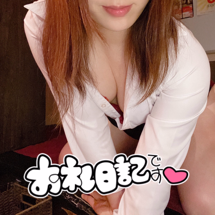 ご自宅にお誘いしてくれたKさん♡♡

二重が綺麗で目が可愛い💕💕

ｵﾁﾝﾎﾟモロだし🤣🤣🤣💕
我慢汁ダラダラでしたね🥹🩷🩷🩷

指入れの責め方が上手すぎて
ｵﾏﾝｺびっちゃびちゃ💦💦💕💕

ピンポイントすぎる😍🌟🌟🌟

1回目密着してイって...♡♡
ビール飲んで休憩して🍻

ｱﾅﾙ舐め👅で手コキ💕💕
無事2回目発射🤩💗💗💗

ｱﾅﾙ舐め武器にした方がいいよ！って言ってくれて嬉しい😍🩷🩷
もっと極めます😼😼

お酒一緒に飲めて楽しかったー🥰💖💖
出張多いみたいだけどまた会えたらいいなあ( т_т )💘
