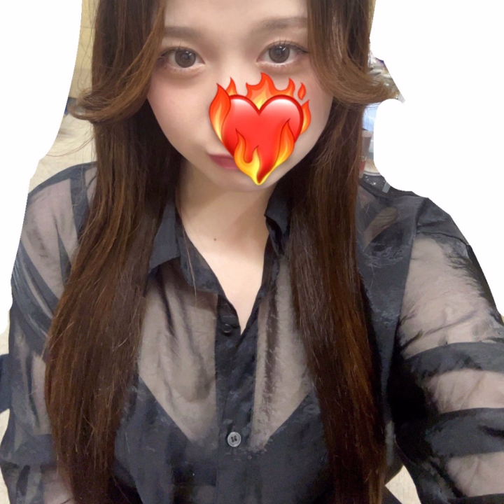 こんにちは😊
ここ最近ずっと前髪無しなんですけど、そろそろ飽きてきたから前髪作るかずっと迷ってます…こはるに会いに来て、どっちの方が似合うか教えてください🥺