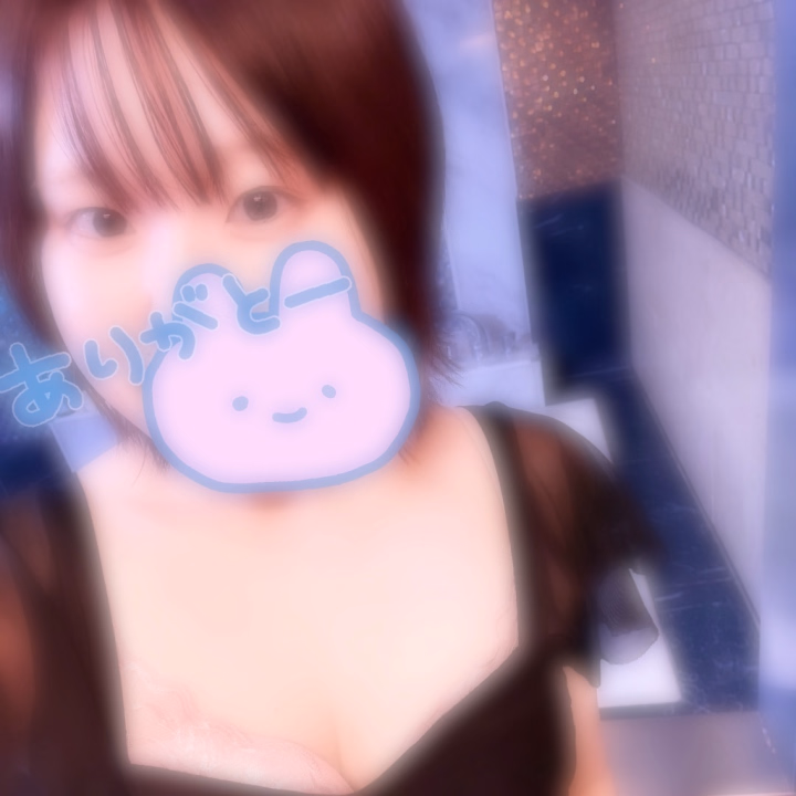 今日も沢山イチャイチャしてくれて

ありがとう〜〜𐔌♫ྀི𓈒 ݁⋆  

指名してくれるの本当に嬉しい⑅     

明日もいるよ〜〜( ⁎˃ᴗ˂)ᴗ˂⁎)



らいん 🆔 natu0730.
 
 はじめましてのお兄様
 連絡先交換できてないお兄様
 ご連絡お待ちしてます⊹ ᮫࣭﹆ 𓂃