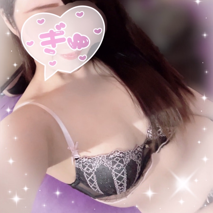 おはようございます💫


出勤しました〜🌷
今日から3日間、オープンラストでいます🐱⭐️
がんばるよ〜😌♡

お兄さまに会えるの楽しみにしてまーす😊♡