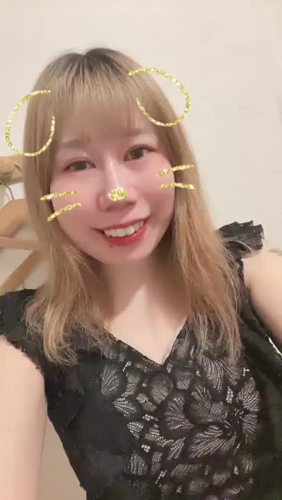 元気に出勤中～♡
あと数時間！！
ラストのお時間までお兄さんのこと待ってるよ︎💕︎
横浜のお兄さんはせめるとかわいい反応してくれるからたくさん責めたくなっちゃう︎💕︎笑
Mなお兄さんもそうじゃないお兄さんもまってるね😊