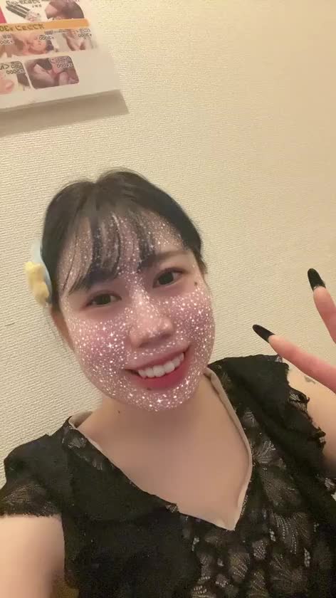 生憎のお天気ですね☔️
みんな家にいるのかな？もしくは
お仕事中かなぁ？😭
今日はゆったりしてるお店が😌
昨日もゆったりめな感じだったから
寂しいな、、、
気になったら立ち寄ってみてね💕︎
いつでも待ってるよ(*´ω｀*)