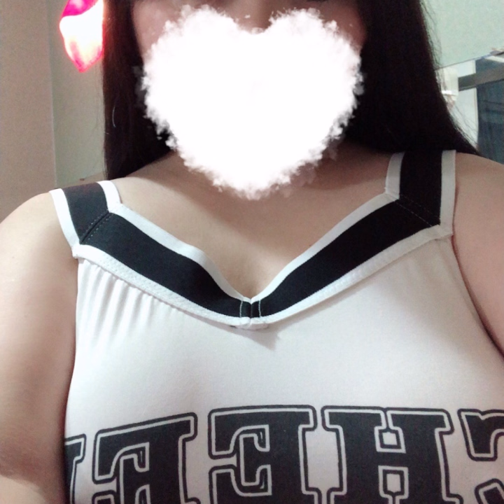 おはようございます♡
今日も23時まで頑張ります😊✨

残りの出勤あと3日間なのでりかに
会いに来てくれたらとても嬉しいです🥰💕

◯ットとマッサージ好きな方🥰
◯っぱい好きな方🥰
お待ちしてます😘💗

今日と明日は雨みたいだけど晴れて
欲しいなぁ😊✨
寒いのは苦手です😅

りか⭐︎