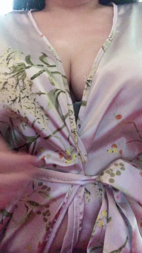 こんばんは♡

23時まで受け付けしてます💖

攻めも受けもどっちも好きです🥰

お兄さんと一緒にたくさん気持ち良くなりたいな😘💕

りか⭐︎