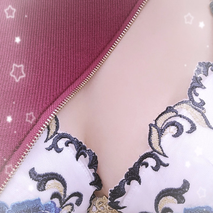 今日の乳です❣️
ご査収ください☺️

べにより♡