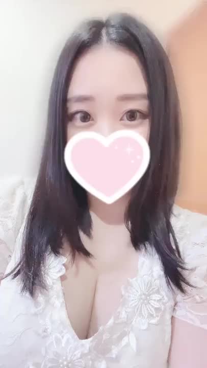 こんばんは、明菜です♡
久しぶりの投稿になり
ごめんなさい🙇🏻‍♀️💦

5月もあっという間ですね( ºωº )
お兄さまと過ごせる日々が
とっても楽しくて
充実しているからかな？(  ´͈ ᵕ `͈ )♡

5月は誕生月なので
お祝い代わりに会いに来てくれたら
嬉しいです( *´꒳`* )💕

次回出勤は
5/31(土)12時〜19時半受付です♥️

お部屋に限りがございますので
ご予定が確実なお兄さまは
姫予約をオススメいたします(⋆ᴗ͈ˬᴗ͈)”

姫予約は2枠(140分)より承ります🥰
💌：akina.ame912@gmail.com

お兄さまのご来店を
心よりお待ちしております♥️