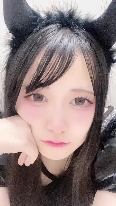 今日からハロウィンイベント🎃

大悪魔みぃみ様です👿

遊びにきてくれたらイタズラしますっ(？)

ご予約はトークから⬇️

・ご希望日時
・お名前
・コース内容
(50.70.90分▶︎組み合わせ次第でそれ以上もっ👍)

をお願いしますっ！

お誘いお待ちしてます😈