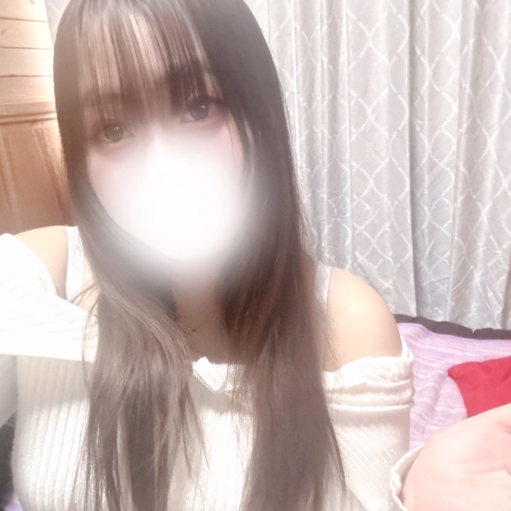今日もオープン9⃣時から✨
お兄様と会える日も今週の木曜日20時まで🥲🥲
今日もエプロンだけど会いに来てくれないのっ?(*´. . )
お兄様にしのあのえちえちなところ見てほしいよーっ❣
たくさん見られたら恥ずかしいけどお兄様に見られるなら嬉しいな…なんて♡♡