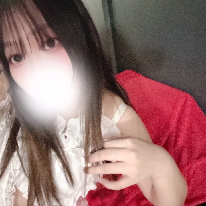 もう会える時間も限られてきちゃって実感がすごいよー🥲🥲
お兄様とたくさんあってたっっくさんくっついたりいちゃいちゃしたいのに…。
しのあの残りの時間、お兄様に捧げたいなぁ…♡
捧げさせてくれるお兄様どこー??
