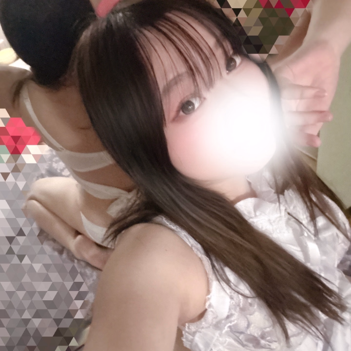 エプロンっていいよね…♡♡
リアルならどんなことができるのかなーなんて…❣
しのあはあったときにどんなことをお兄様とできるかなっていうのを朝から考えてます( ⸝⸝⸝• •⸝⸝⸝)
だからあったときに答え合わせしよーね💗
朝7時からまってます♡♡