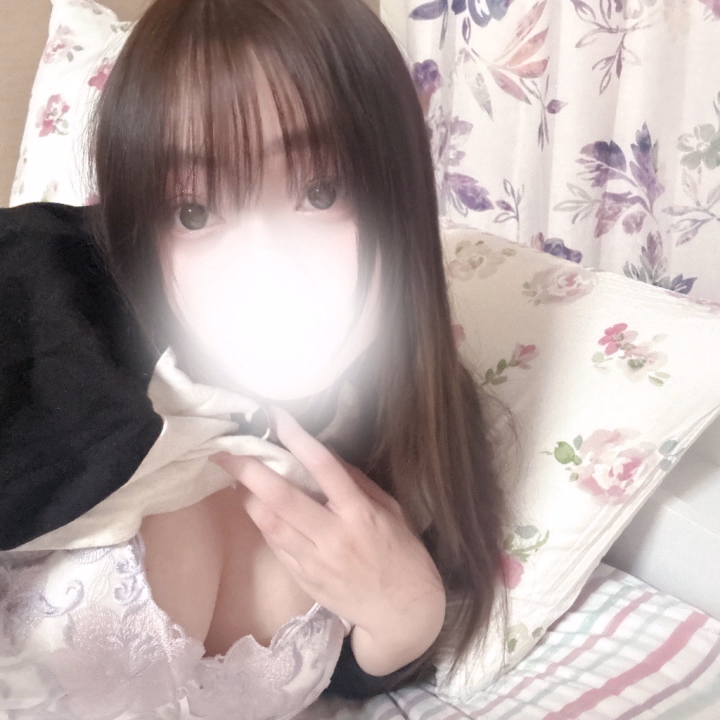 そういや今月になってプロフの文が変わったんだけど気づいたお兄様いる!?!?
しのあのすきなこと…ちゃんと正直に書きましたっ❣
しのあの好きなことはお兄様に伝えれたから次はお兄様の番だよっ💗
お兄様の好きなこと教えてっ?♡♡