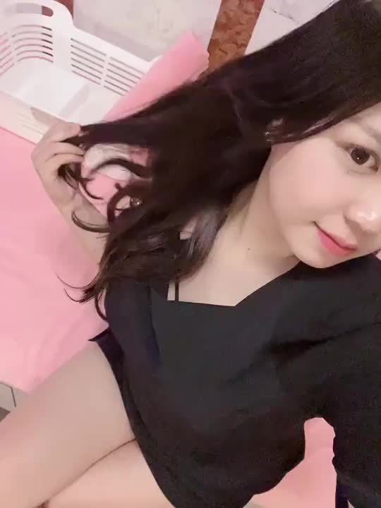 本日もご予約ありがとうございます♡

24時までいますんっ🍌🍌

める(^^)