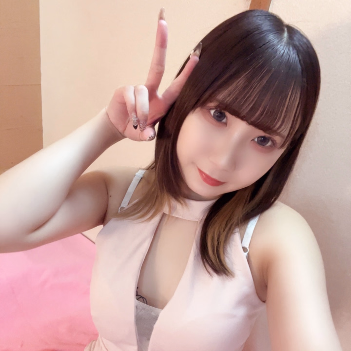 おはよ〜…I˙꒳​˙)


本日、少し遅れて出勤…
7:20お店到着しました💦

スマホの充電がしっかりできてなくて
アラームがならず(-∧-；)
五反田在籍してから初の遅刻🤦‍♀️
以後気をつけます( ꒪꒫꒪）ゞ


本日15:00までいます！
お誘い待ってるね〜💓