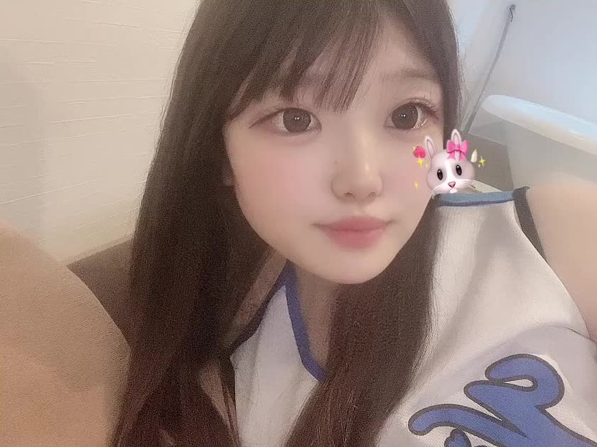 今日も1日お疲れちゃま🫶🏻

日々頑張ってる人は自分を甘やかす事も大事🥺🥺

たまには肩の力を抜いて
いっぱい甘えてみる？？💞

このさんは、元保育士なので
甘えられると
母性でちゃうんだよね😌💞

どんな一面もこのさんの前では
見せていいからね？？

癒されにきてね☝🏻

このみ🍒