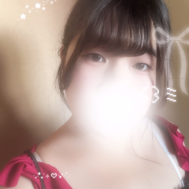 今日は3日目！！🥰

かすみに会いに来てくれたら嬉しいなっ♥️

まってるよっ🥰