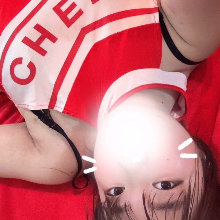 今日は0時までかすみいるよっ♡

是非あいにきてね🥰
