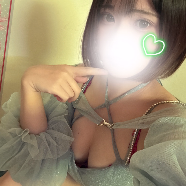 おはようございます！

昨日の夜も大爆笑に
競馬のお話♡
たくさん楽しいお時間を
ありがとうございました♡

出勤要望がありましたので
来月も来るかも～？！


あと、連日の出勤で少し負傷箇所が
出でしまいましたので
ここなからお会いしたお兄様方に
お伝えします♡！
ぬるぬるとかもできますし
大したことないので気にしないで
ご来店ください♡

こんな連勤したことないので
負傷してしまいました💦

雷に雨なのでご来店のお兄さんは
お気をつけてご来店ください♡

本日ご予約も
ありがとうございます♡


60分ルームかぬるぬる
90分以上でどちらも可🙆‍♀️